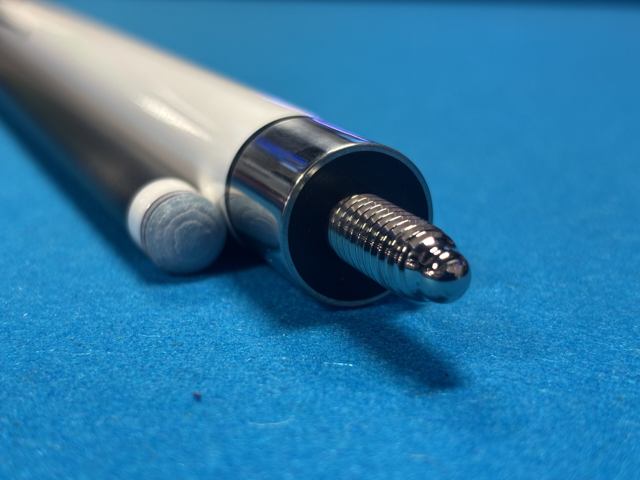 Cuetec Cynergy SVB Gen Two White Pool Cue - Open/Unused - Image 5